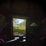 旅馆 Hardanger Basecamp Osa
