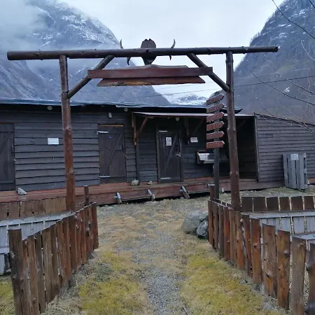 Hardanger Basecamp *