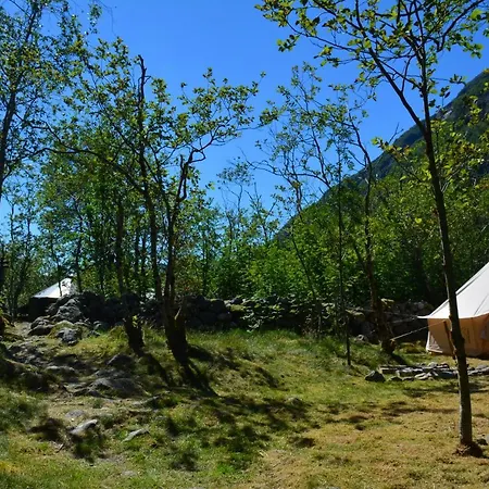 Hardanger Basecamp Хостел *