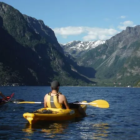 Hardanger Basecamp Хостел Osa