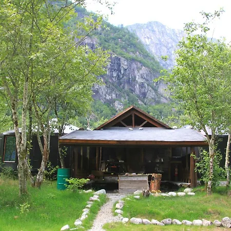 Hardanger Basecamp Osa