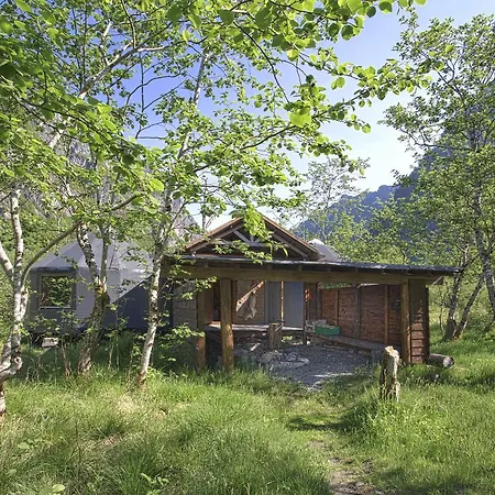 Хостел Hardanger Basecamp *
