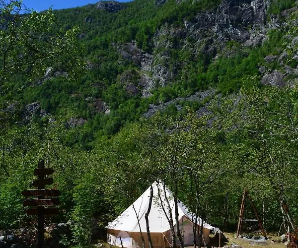 호스텔 Hardanger Basecamp