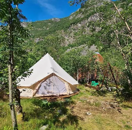 Hardanger Basecamp Хостел *