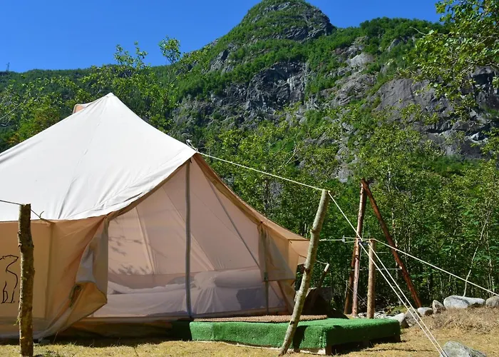 Hardanger Basecamp 호스텔 Osa