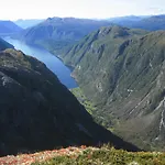Hardanger Basecamp *