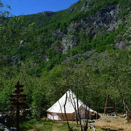 אכסניה Hardanger Basecamp