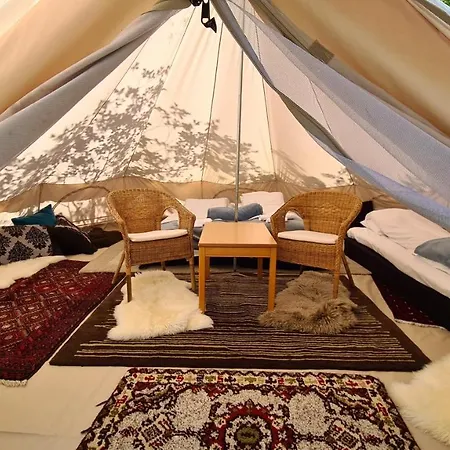 אכסניה Hardanger Basecamp Osa