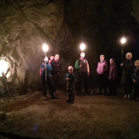 Hardanger Basecamp אכסניה *
